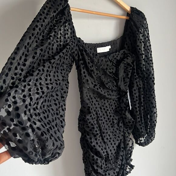 NEW ASTR the label Athens Dress Black Burnout - Picture 3 of 13